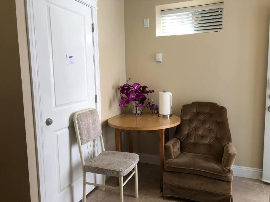 Modern Private Suite Close To Everything Ванкувер Экстерьер фото